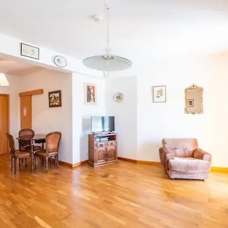 Sky Vista - Beautiful Marina Views Holiday home Albufeira