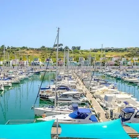 Feriehus Sky Vista - Beautiful Marina Views